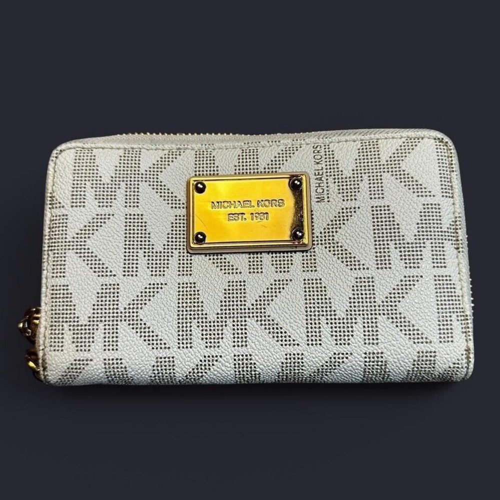 Michael Kors White and Gold Signature Zip-Around Wallet